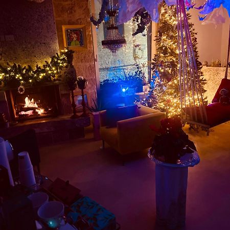 Hydria Guest House Art Gallery 아쿠아비바 델레 폰티 외부 사진