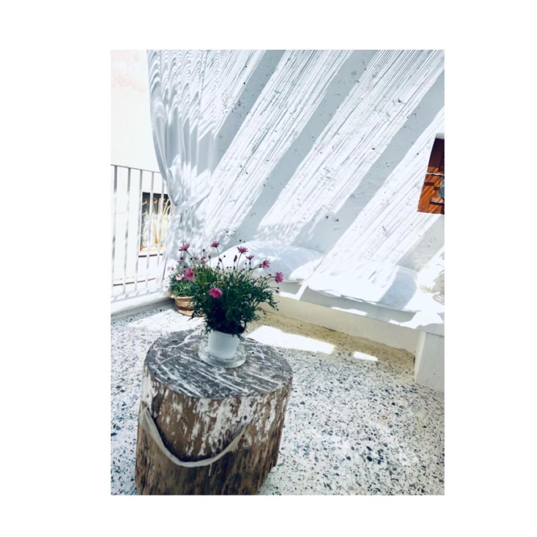 Hydria Guest House Art Gallery 아쿠아비바 델레 폰티 외부 사진